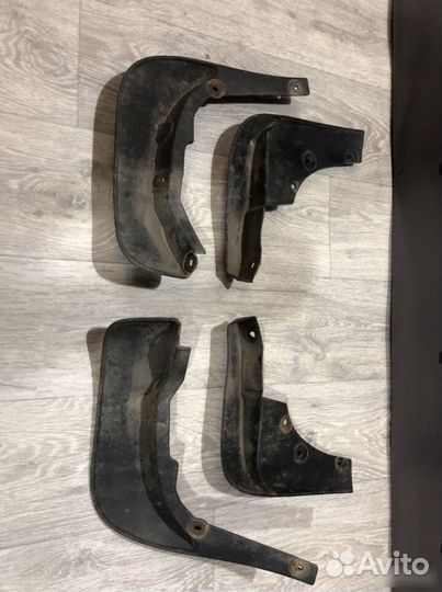 Брызговики Nissan Terrano 3 d10