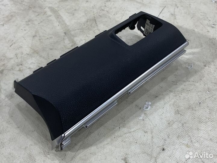 Накладка торпедо под блок кнопок KIA K5 DL3