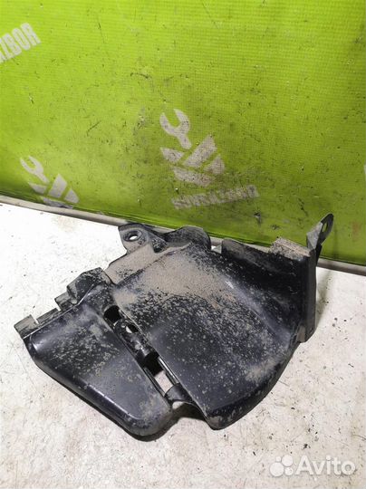 Пыльник двигателя Рено Логан