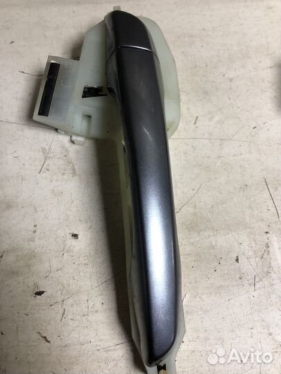 Наружная ручка двери Hyundai Solaris 2