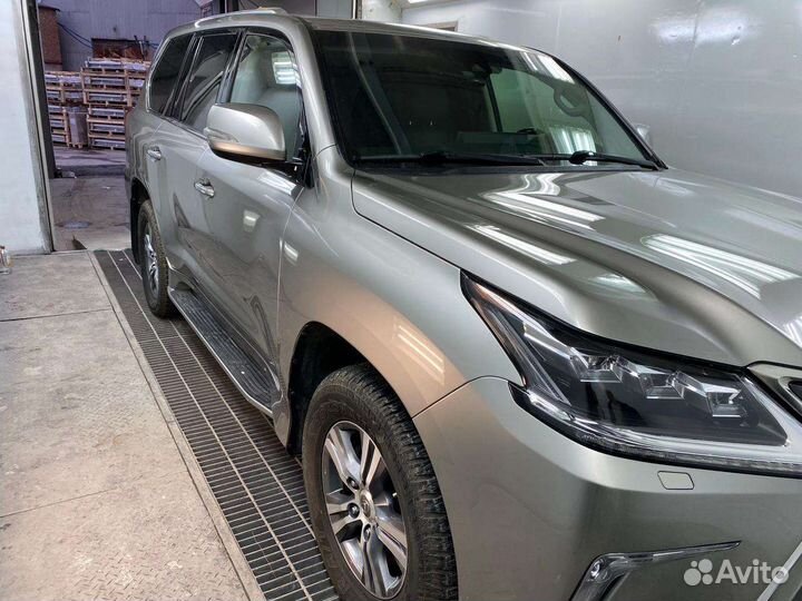 Помощник автомаляра