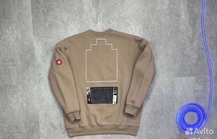 Свитшот cav empt как у Литвина