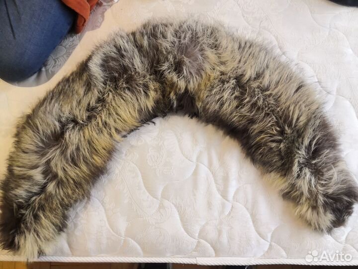 Меховой воротник чернобурка