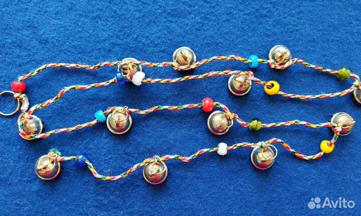 Индийские колокольчики на нитке