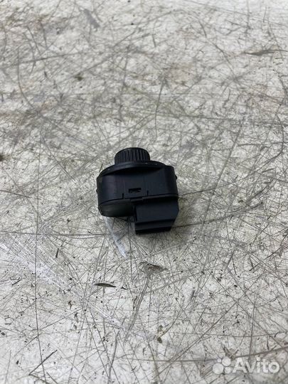 Блок управления зеркалами Volkswagen Polo 5 Седан