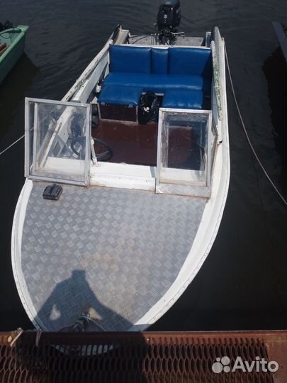 Моторная лодка