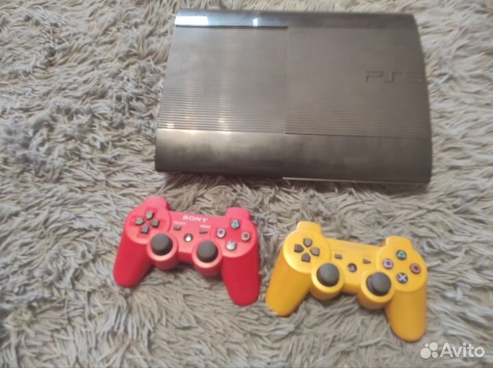 Sony playstation 3 super slim PS3