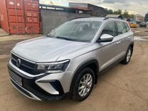 Volkswagen Taos 1.4 AMT, 2022, битый, 11 000 км, с пробегом, цена 1 715 000 руб.