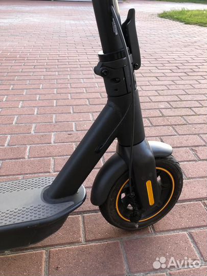 Электросамокат Ninebot max g30
