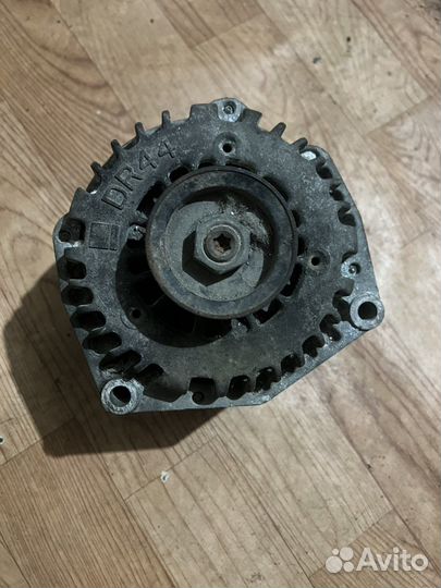 Генератор Шевролет Тахо 900