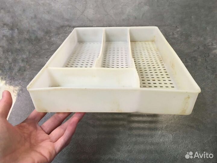 Лоток для столовых приборов