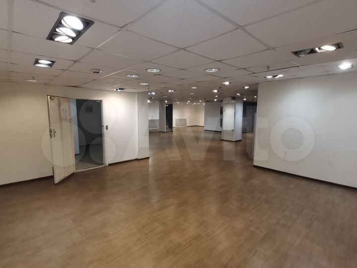 Торговая площадь, 217.9 м²