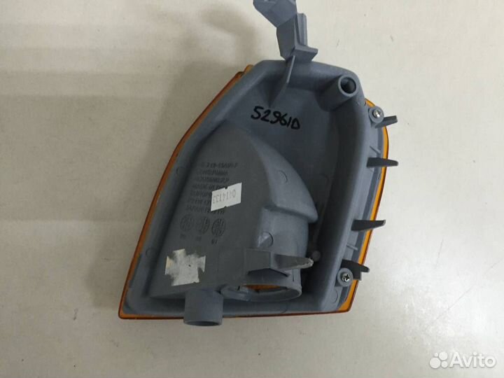 Указатель поворота правый Toyota Starlet P9 1996-1