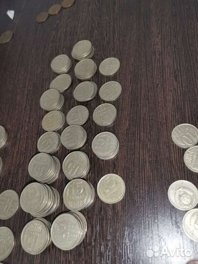 Монеты и банкноты