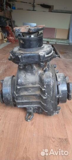Продам редуктор мзкт 79092