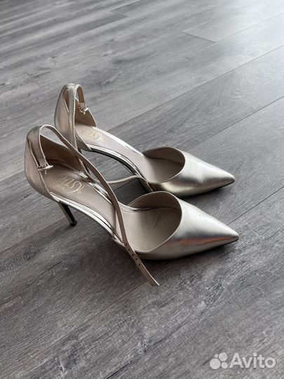 Туфли loriblu 39 золотые