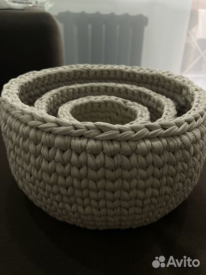 Вязанные корзинки