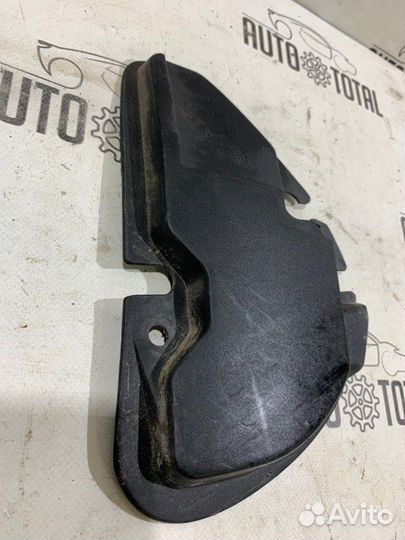 Крышка фонаря задняя левая Renault Symbol K7JA700