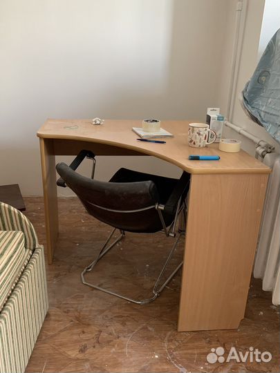 Стол компьютерный письменный