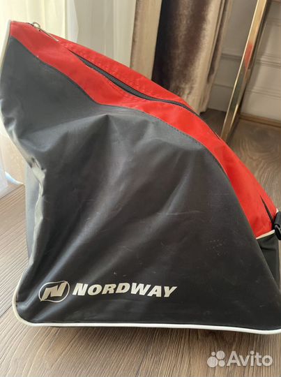 Коньки детские вместе с чехлом, размер 33-37