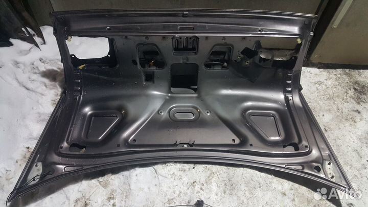 Крышка багажника audi a8 d2 темно серая Z9 ауди а8