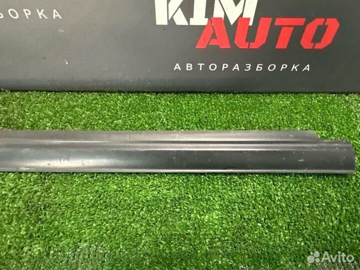 Уплотнитель стекла наружный (Бархотка) передний