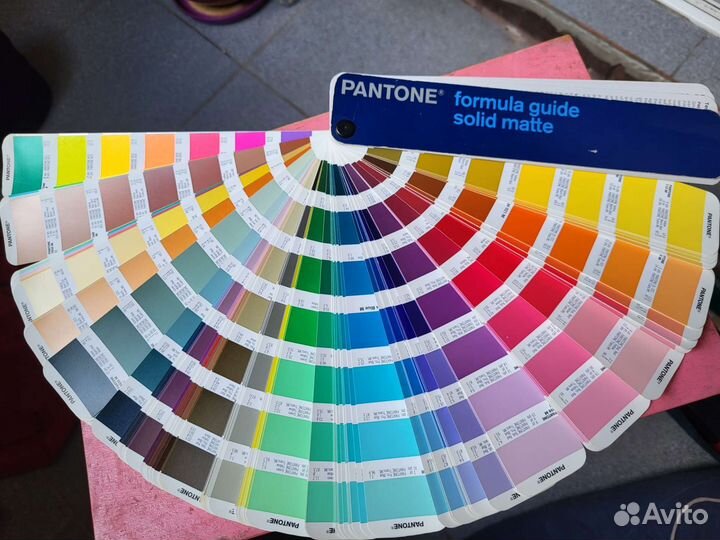 Пантонный веер