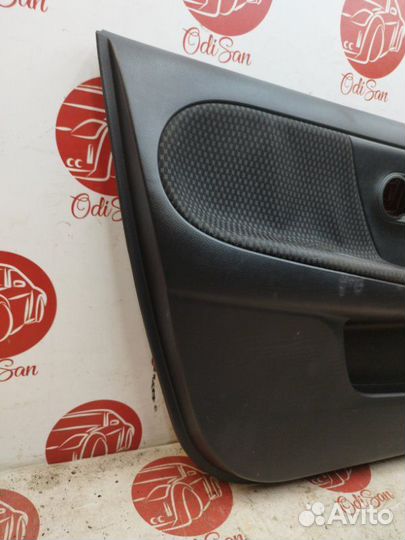 Обшивка двери передней левой Nissan Note E11