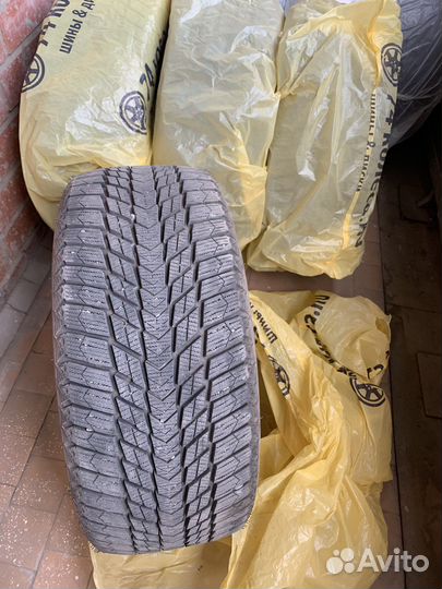 Nexen Winguard Ice Plus 235/45 R17 97T