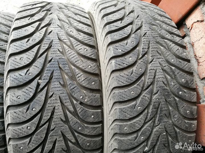 Yokohama Ice Guard IG35 235/60 R16