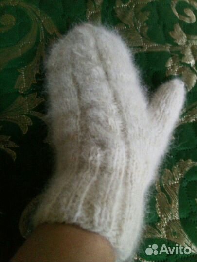 Варежки женские