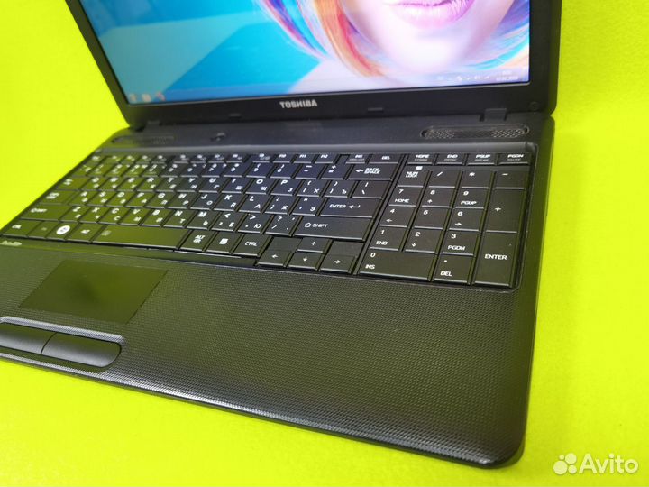 Ноутбук бу Toshiba 2 ядра SSD 15.6 windows 7