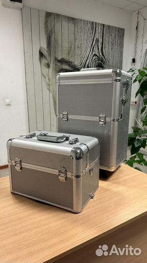Чемодан визажиста стилиста, парикмахера бьюти кейс