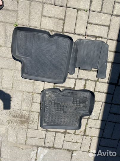 Коврики задние Logan