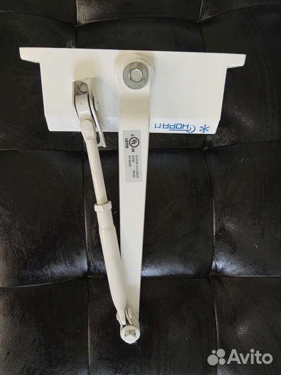 Доводчик дверной