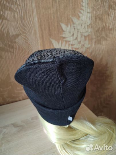 Шапка новая