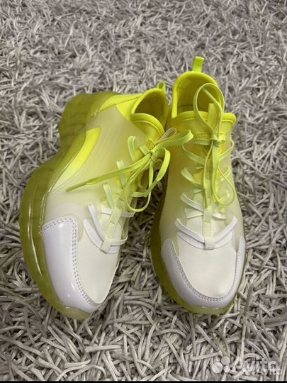 Guess кроссовки оригинал