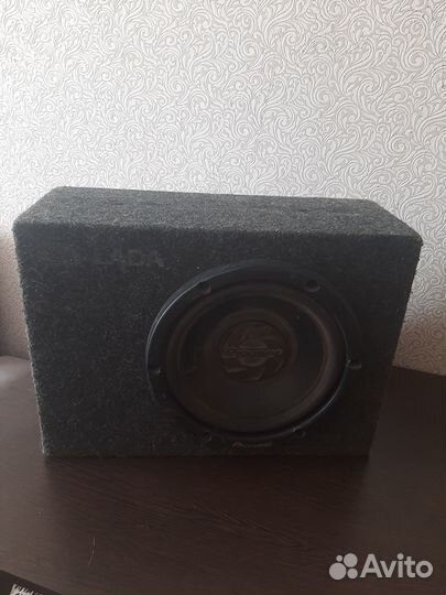 Продам сабвуфер