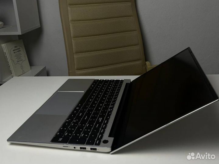 Ноутбук Desktop