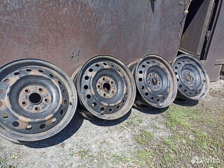 Стальные диски r16