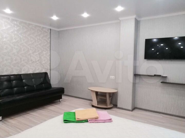 1-к. квартира, 40 м², 8/17 эт.