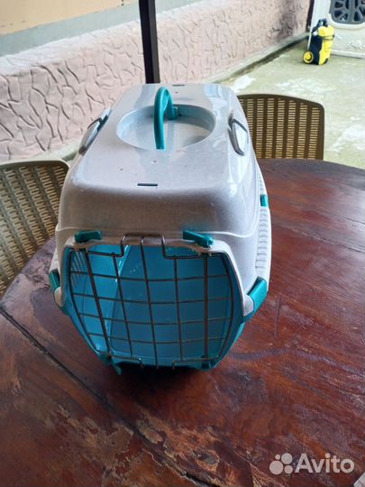 Переноска для животных пластиковая