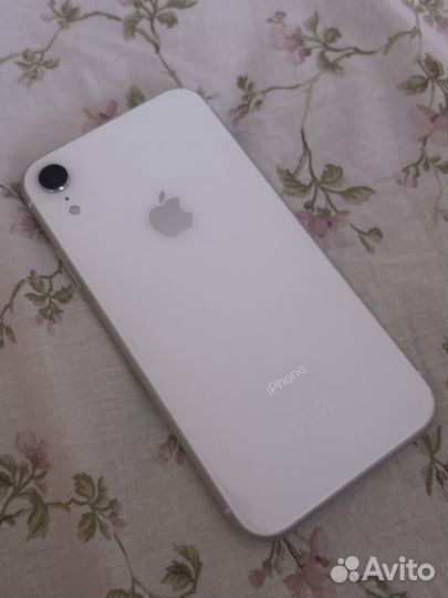 iPhone Xr, 64 ГБ