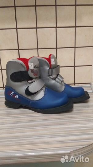 Лыжные ботинки