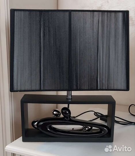 Светильник настольный boru, новый