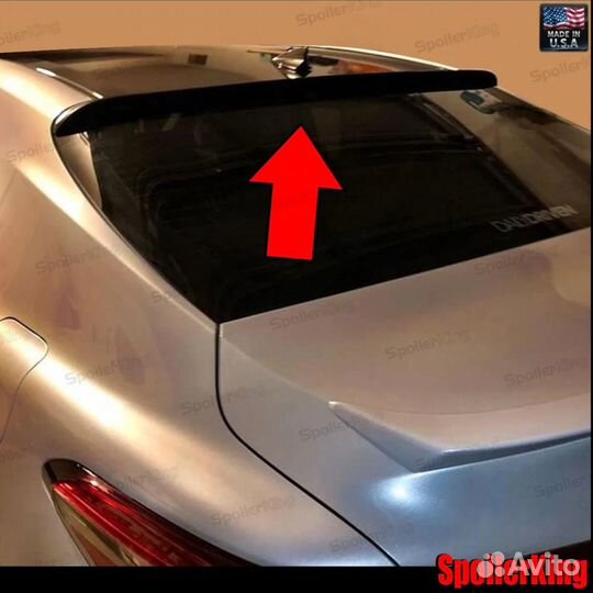 Спойлер заднего стекла (козырек) Toyota Camry 70