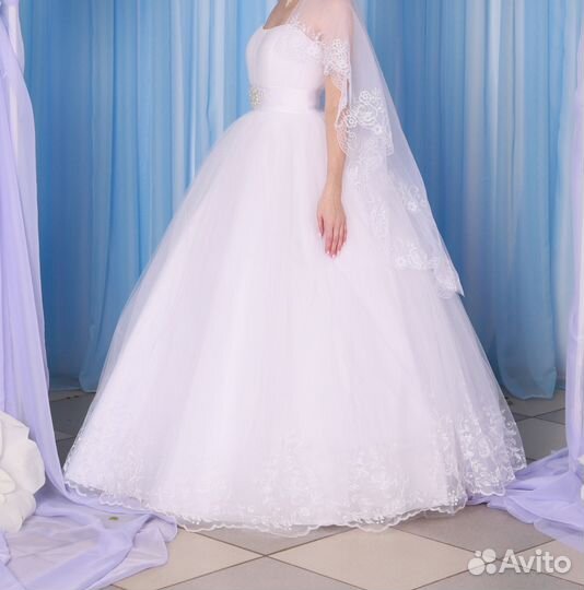 Свадебное платье