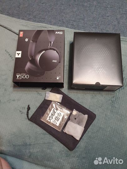 Беспроводные наушники samsung AKG Y500