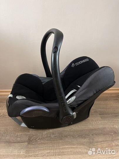 Автолюлька maxi cosi с базой isofix