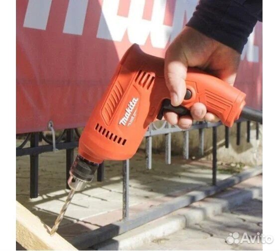 Дрель Makita M0600